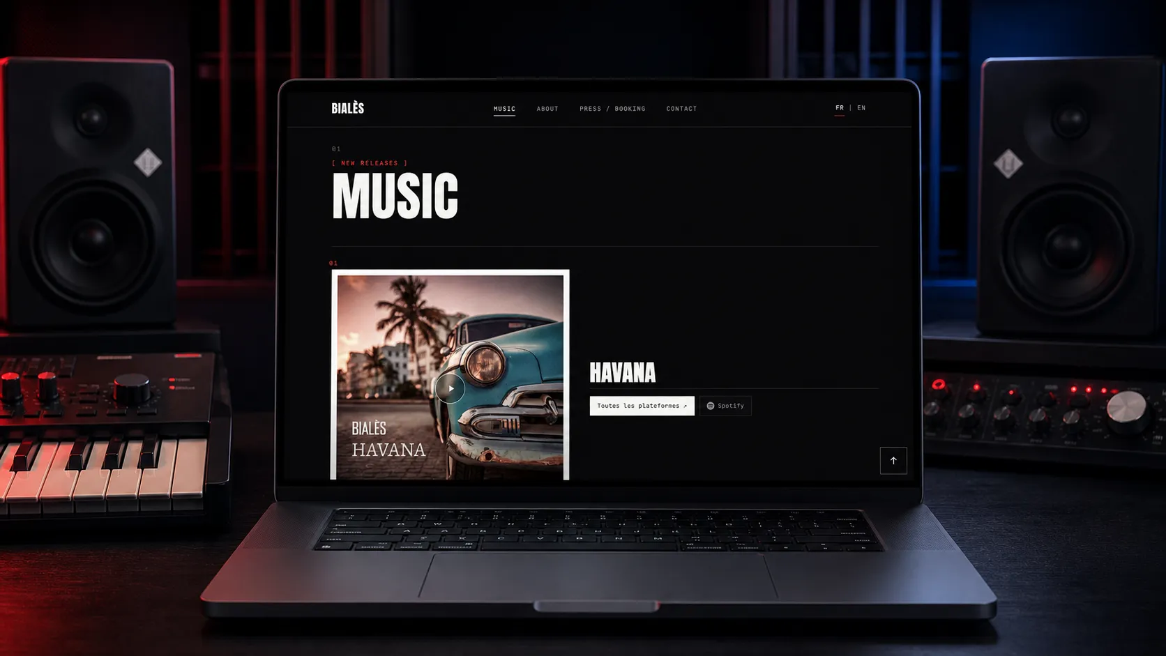 Page Music du site Bialès sur ordinateur portable