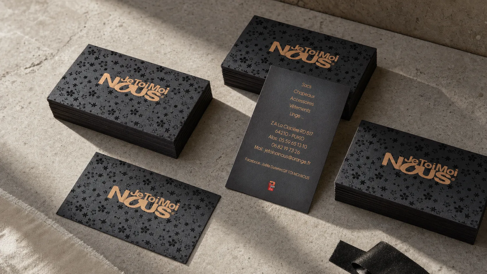 Cartes de visite Je Toi Moi Nous en vernis sélectif 3D
